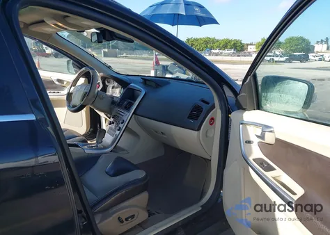 2010 Volvo Xc60 T6/T6 R-Design из США, поврежденный, VIN YV4992DZ2A2019850